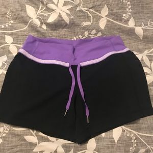 Lululemon size 8 shorts